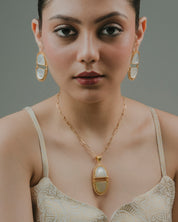 Cut Shell Necklace
