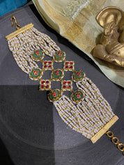 Madhubala Pearl Kundan Bracelet