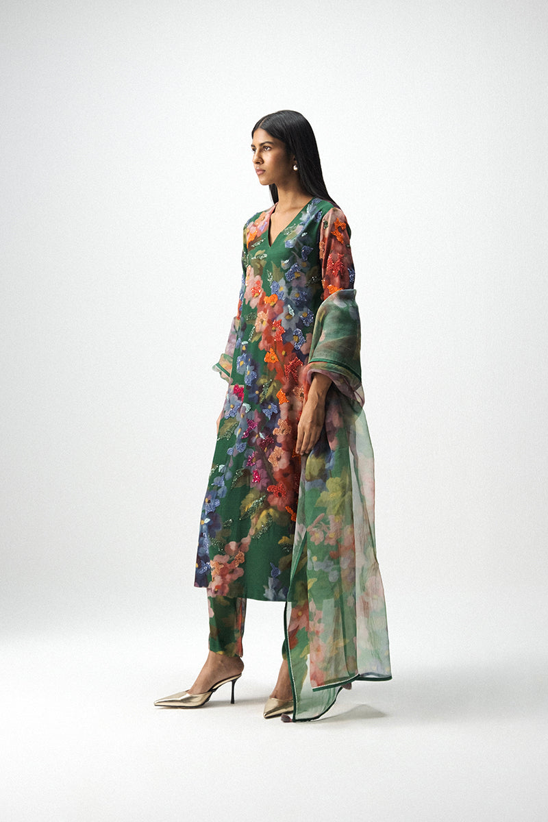 Thea Embroidered Kurta Set