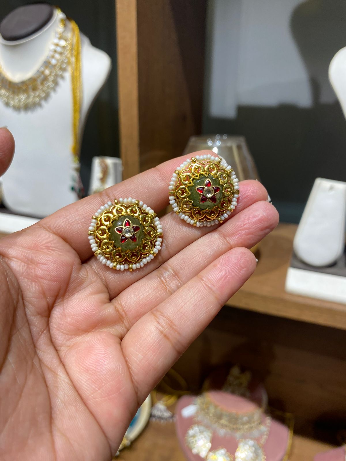 buy stud earring for women online