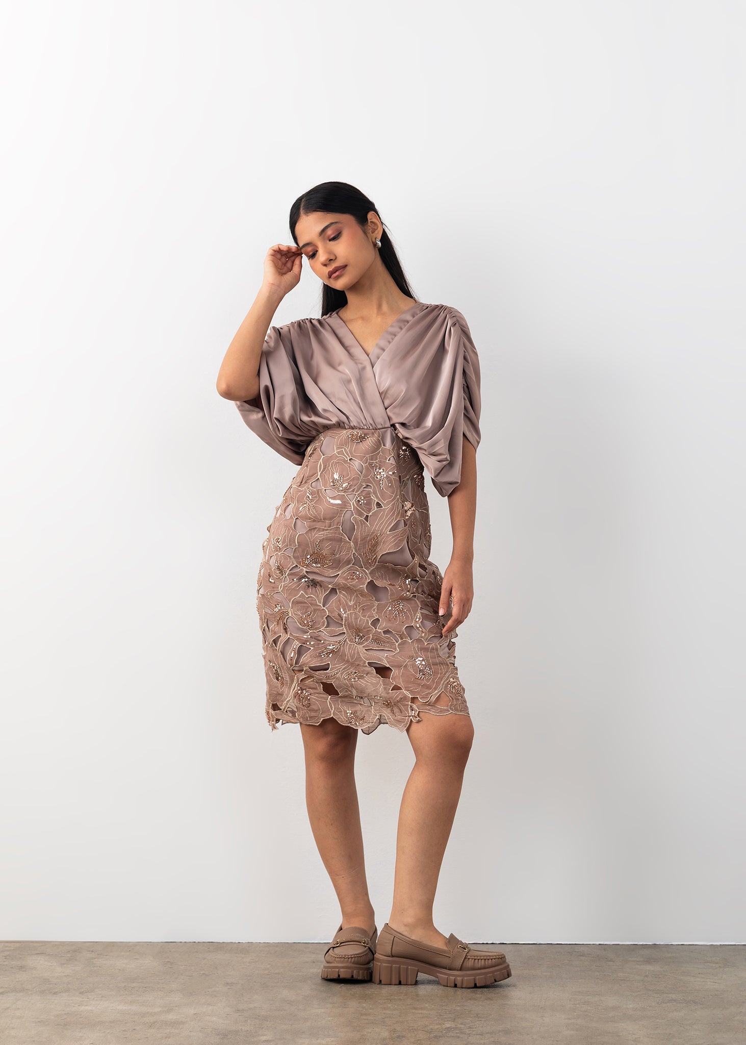 beige2_443da2b1-a9ef-4cac-9541-2f7a7cd1614a.jpg