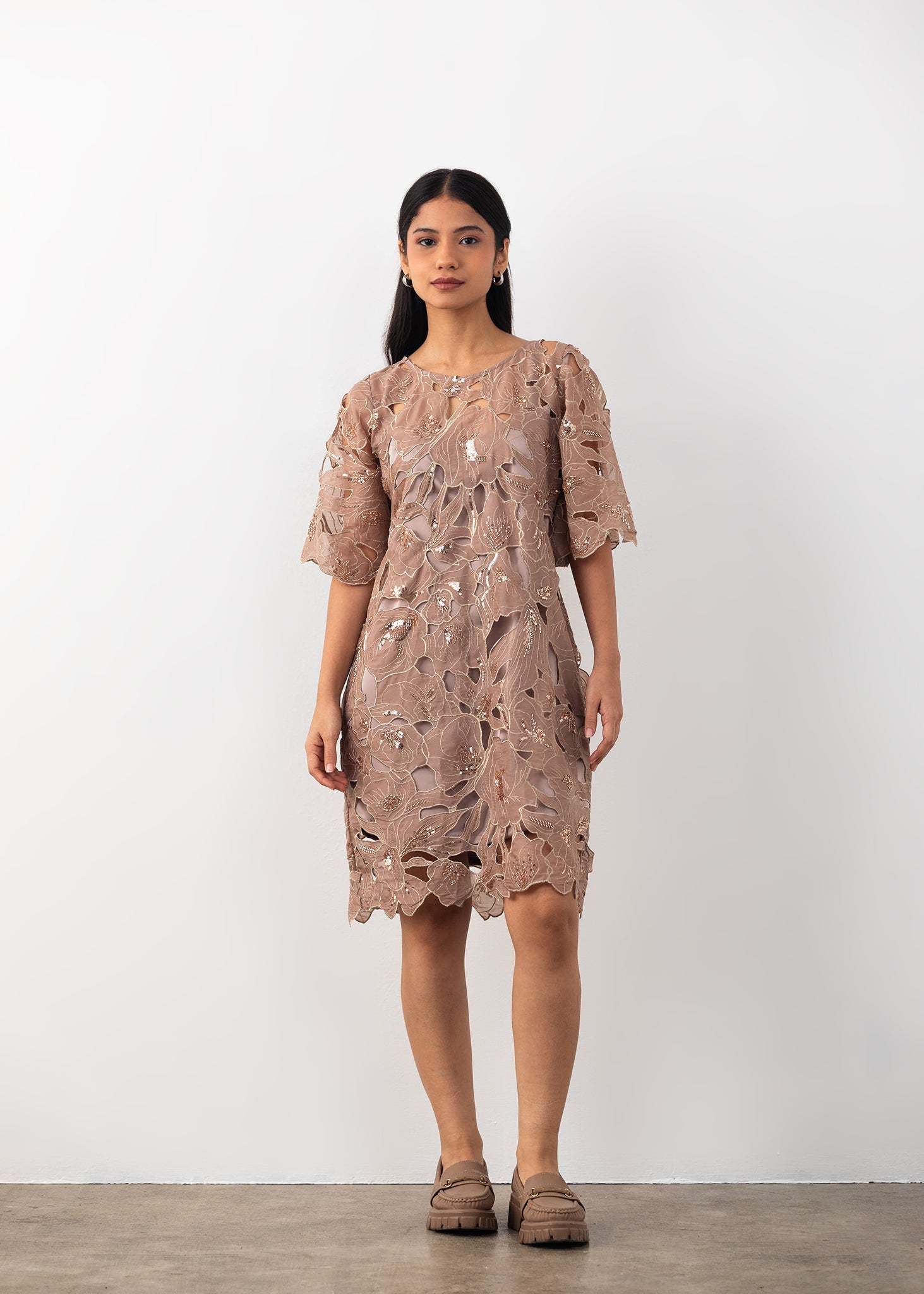 beige2_a1430753-e166-4255-b39c-639f2a484f0e.jpg