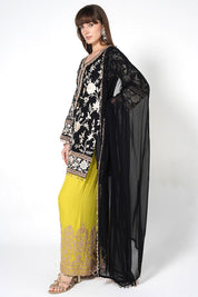 Black Kurta Set With Contrast Straight Pants