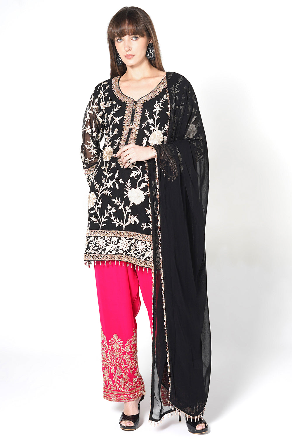 Black Kurta Set With Contrast Straight Pants