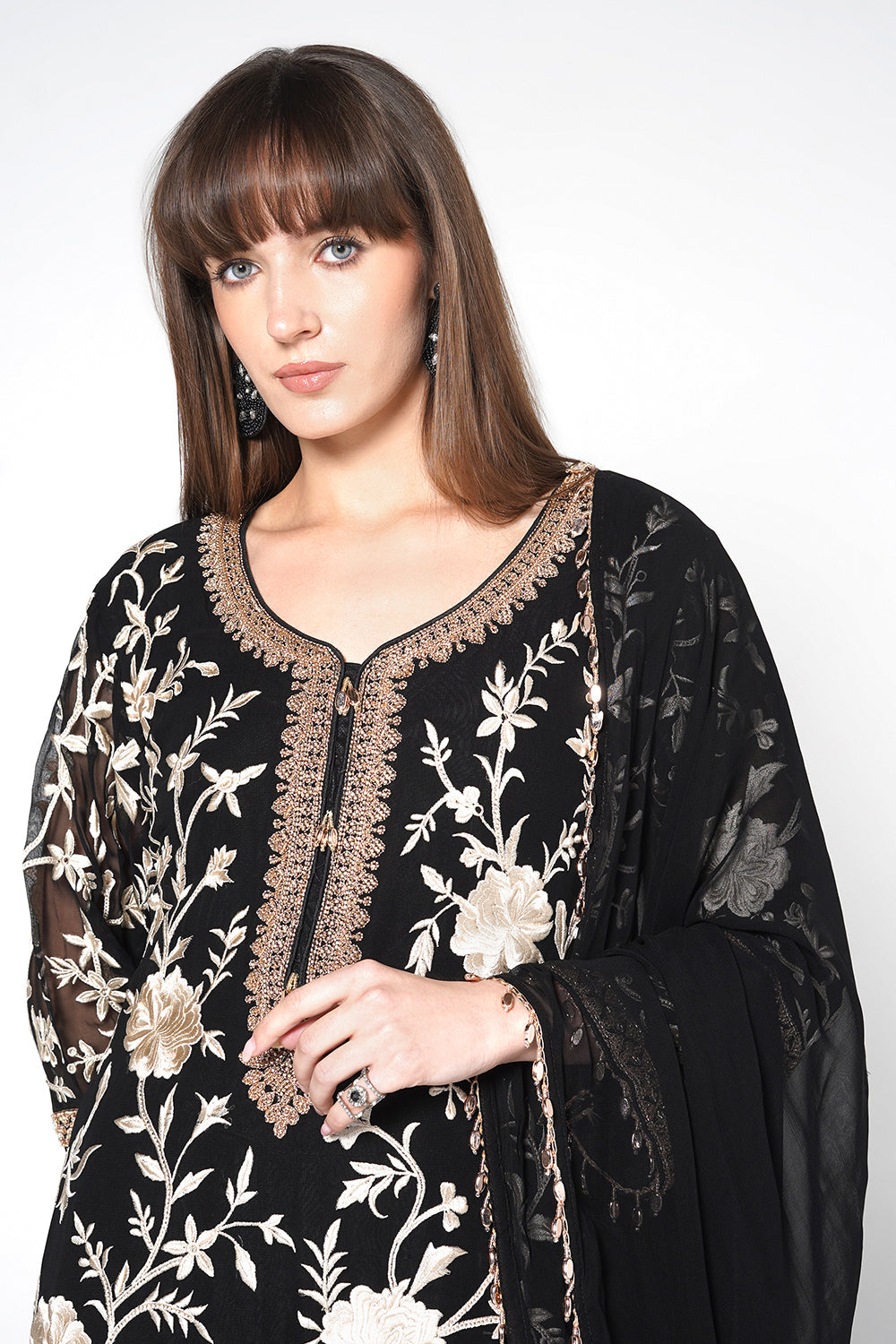 Black Kurta Set With Contrast Straight Pants