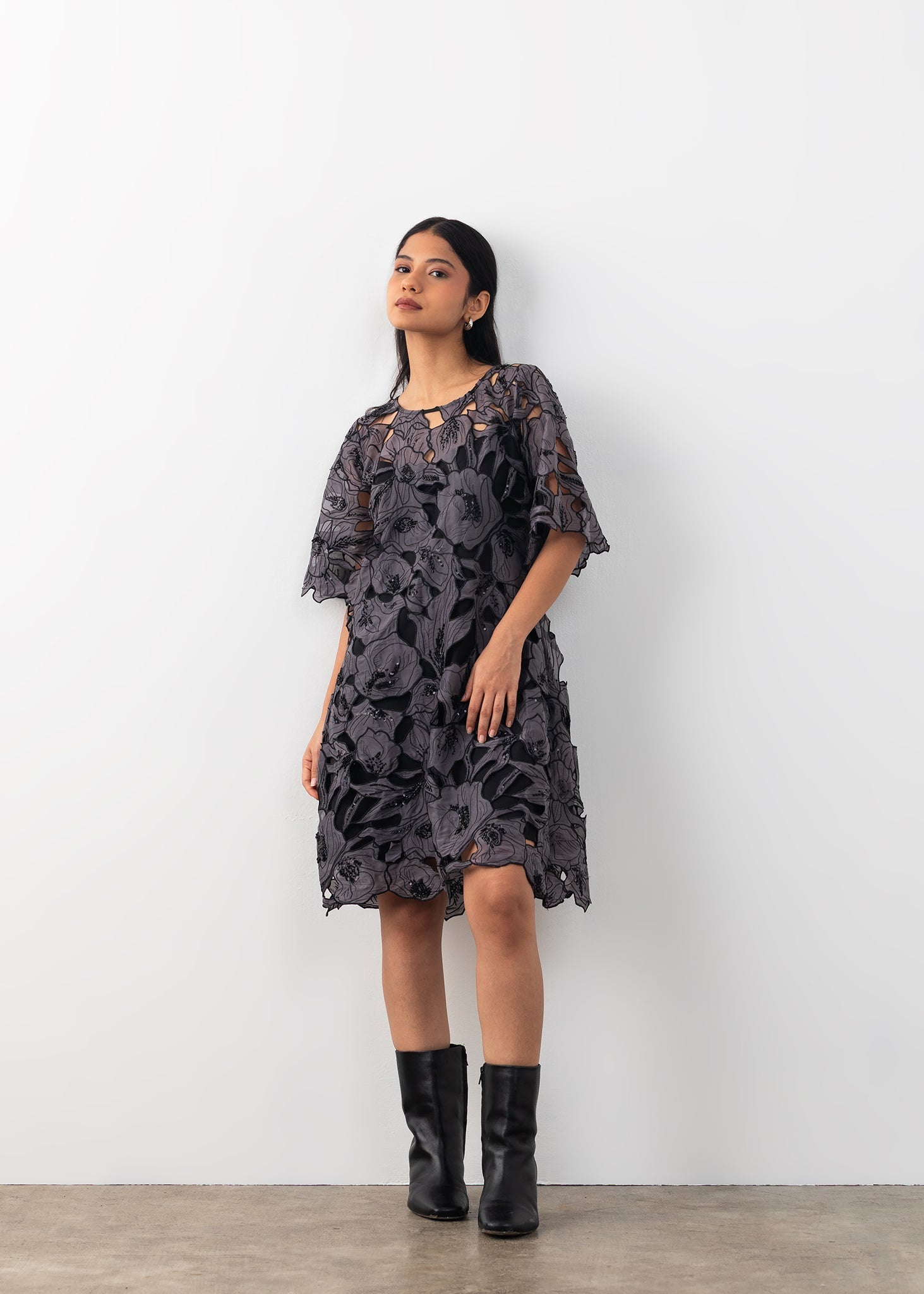 black1_45a2e02c-1198-46b2-b435-6a77370801e1.jpg