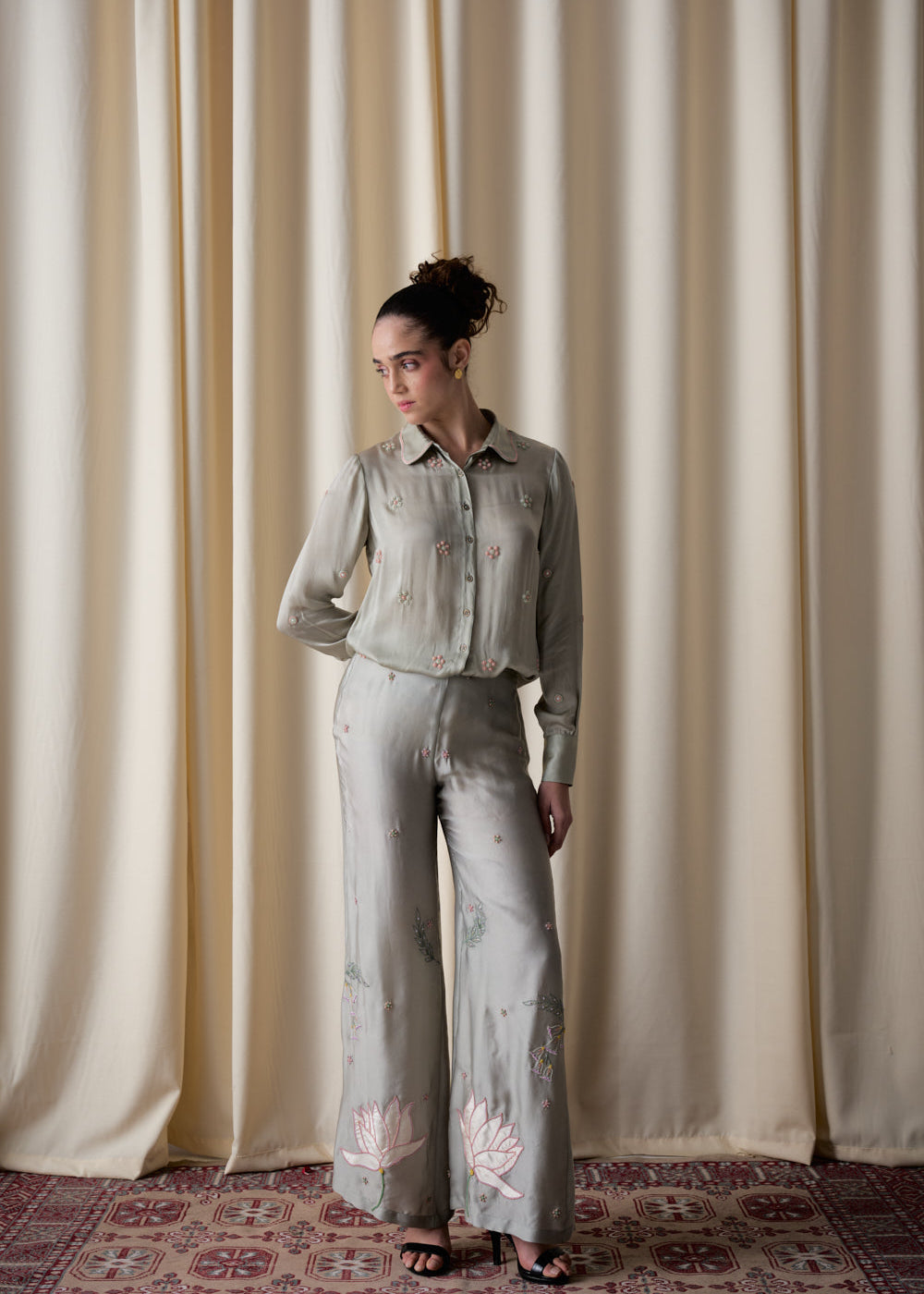 Sage satin set image 0