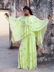 The Cascade Cape Set Lime