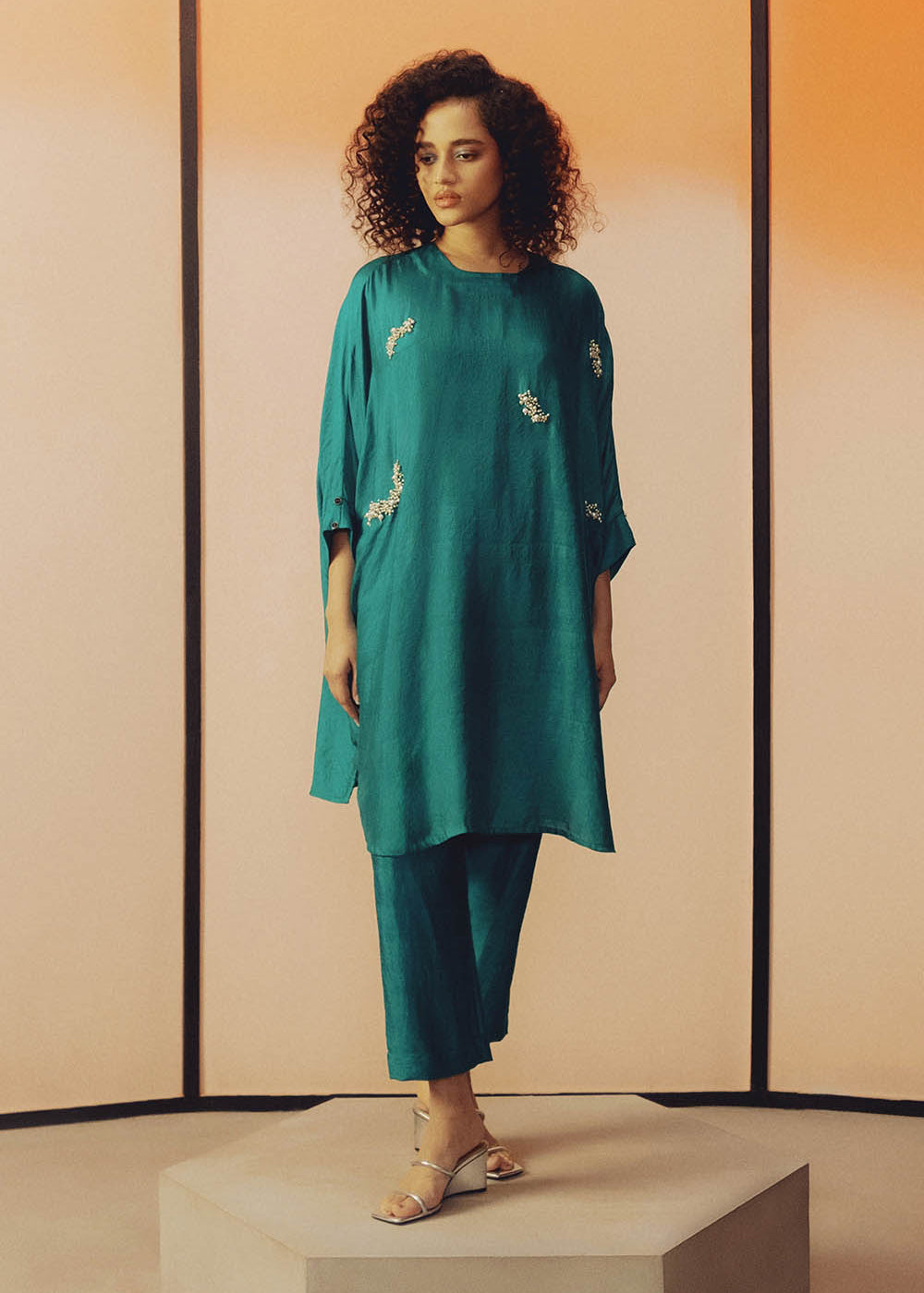 freesize-silk-tunic-set-embroidery-winter-lunch.jpg