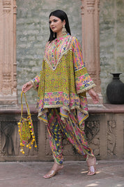 Green Suit Set with Tulip Pants