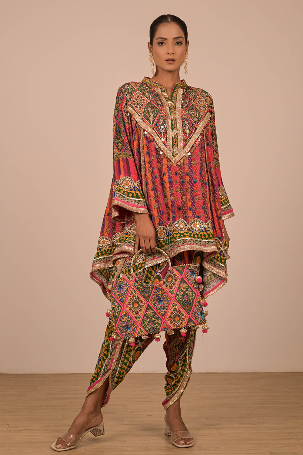 Magenta Crepe Suit With Tulip Pants And Bag