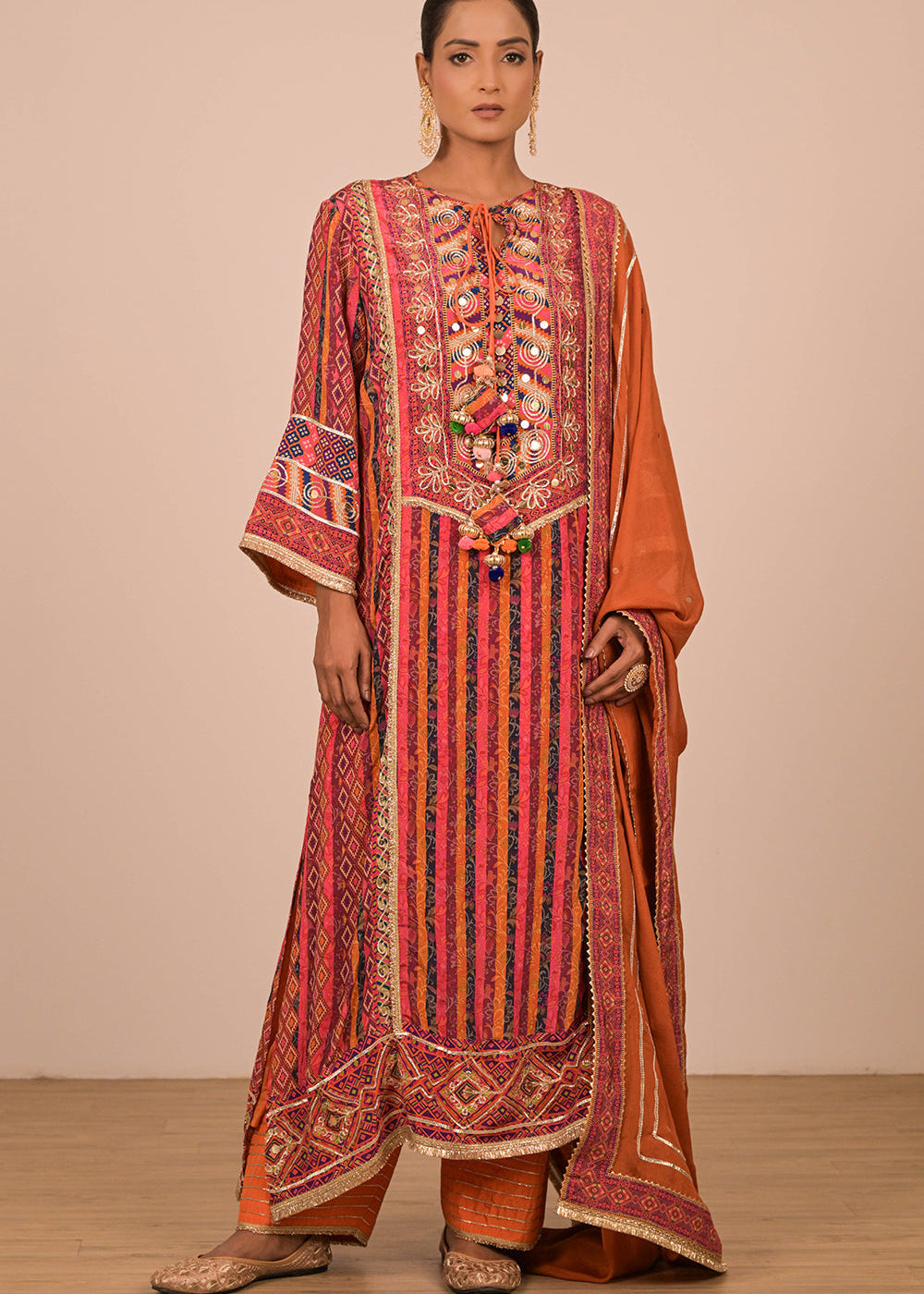 ishum_orange-embroidered-crepe-a-line-suit-with-dupatta-canvas-tote-bag-1.jpg