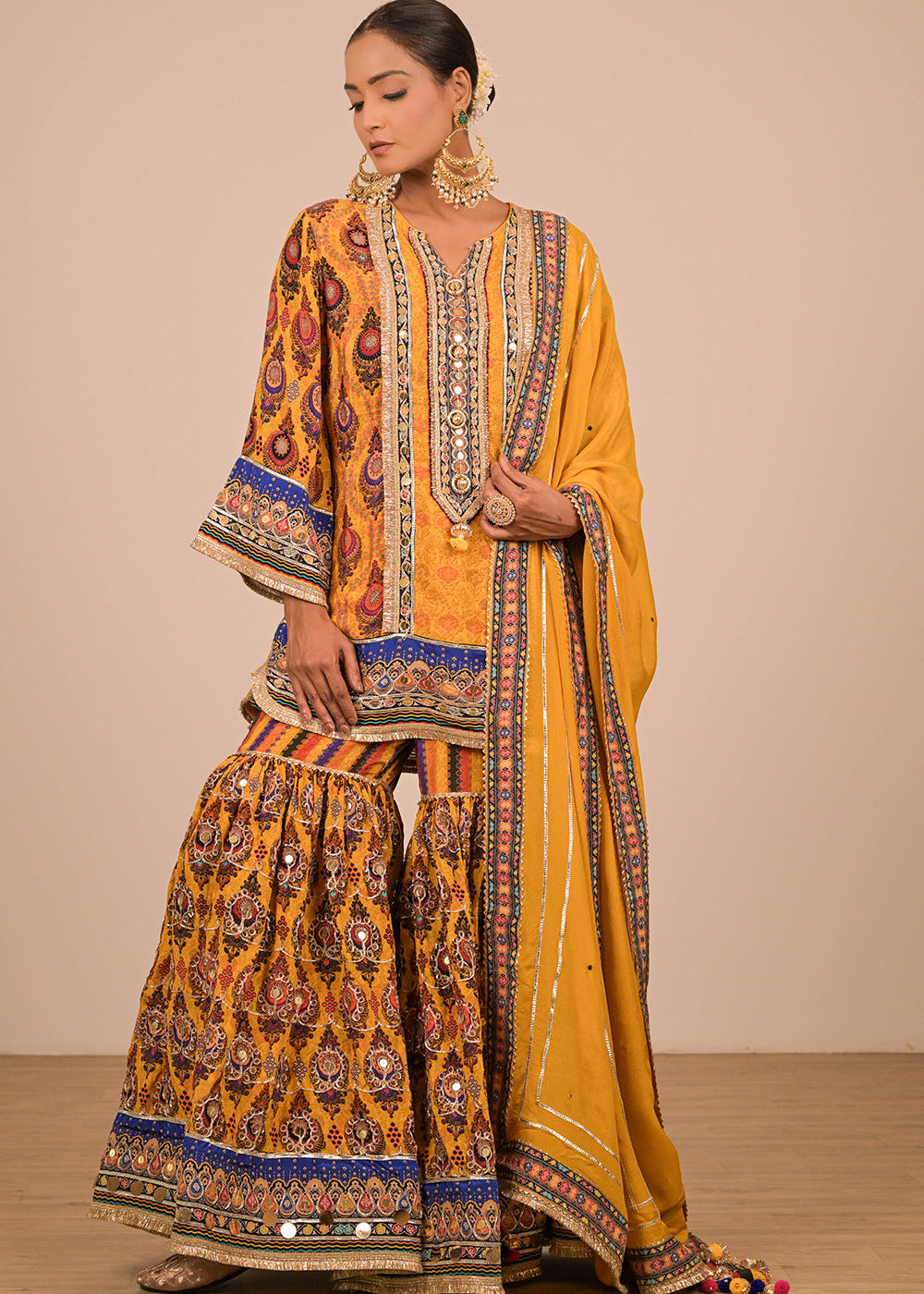ishum_yellow-crepe-sharara-set-with-canvas-tote-bag-with-vibrant-print-motifs-2.jpg