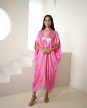 Pink Kaftan Bandhej