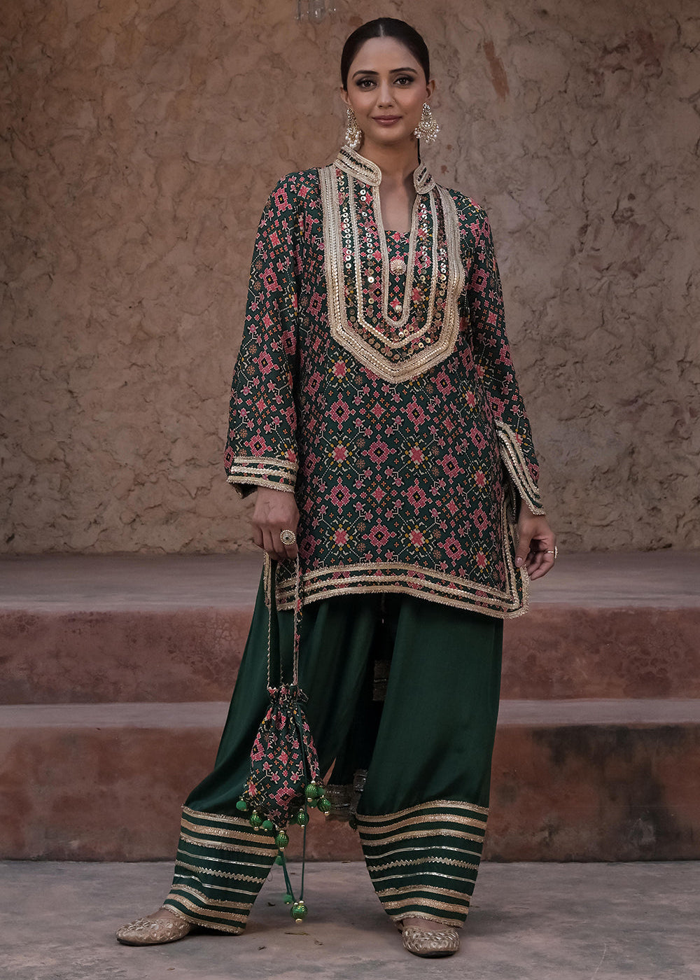 kai-green-crepe-kurti-pant-set-1.jpg