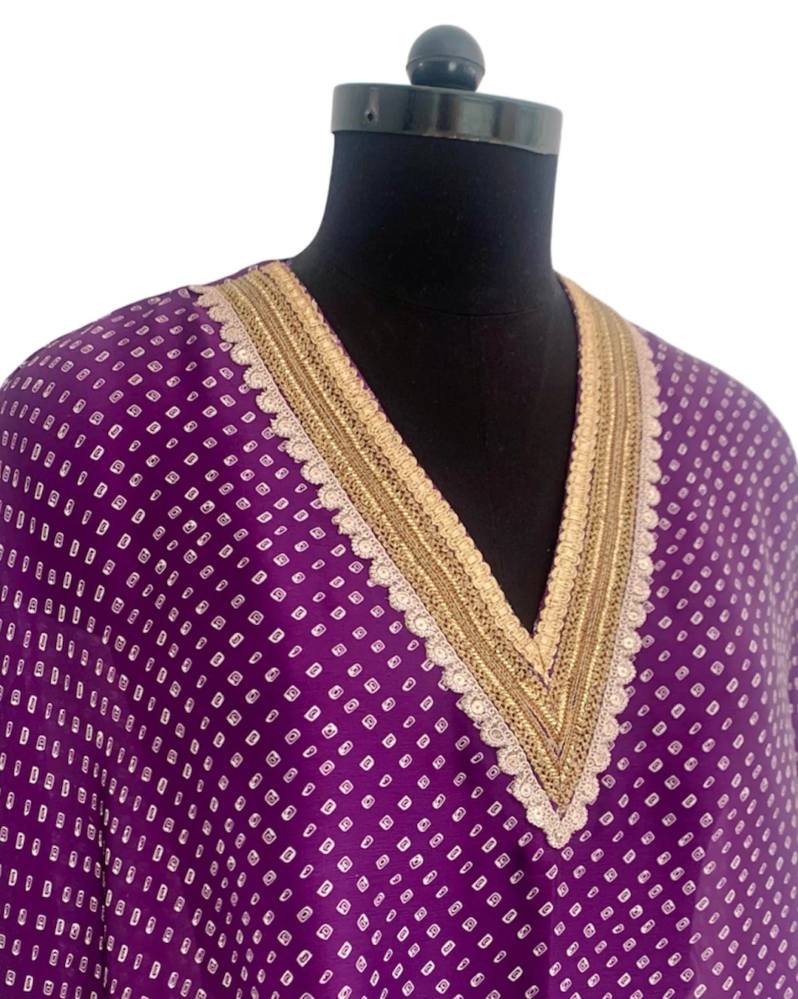 kurta-set-bandhej-purple-ivory-gold-477670.webp