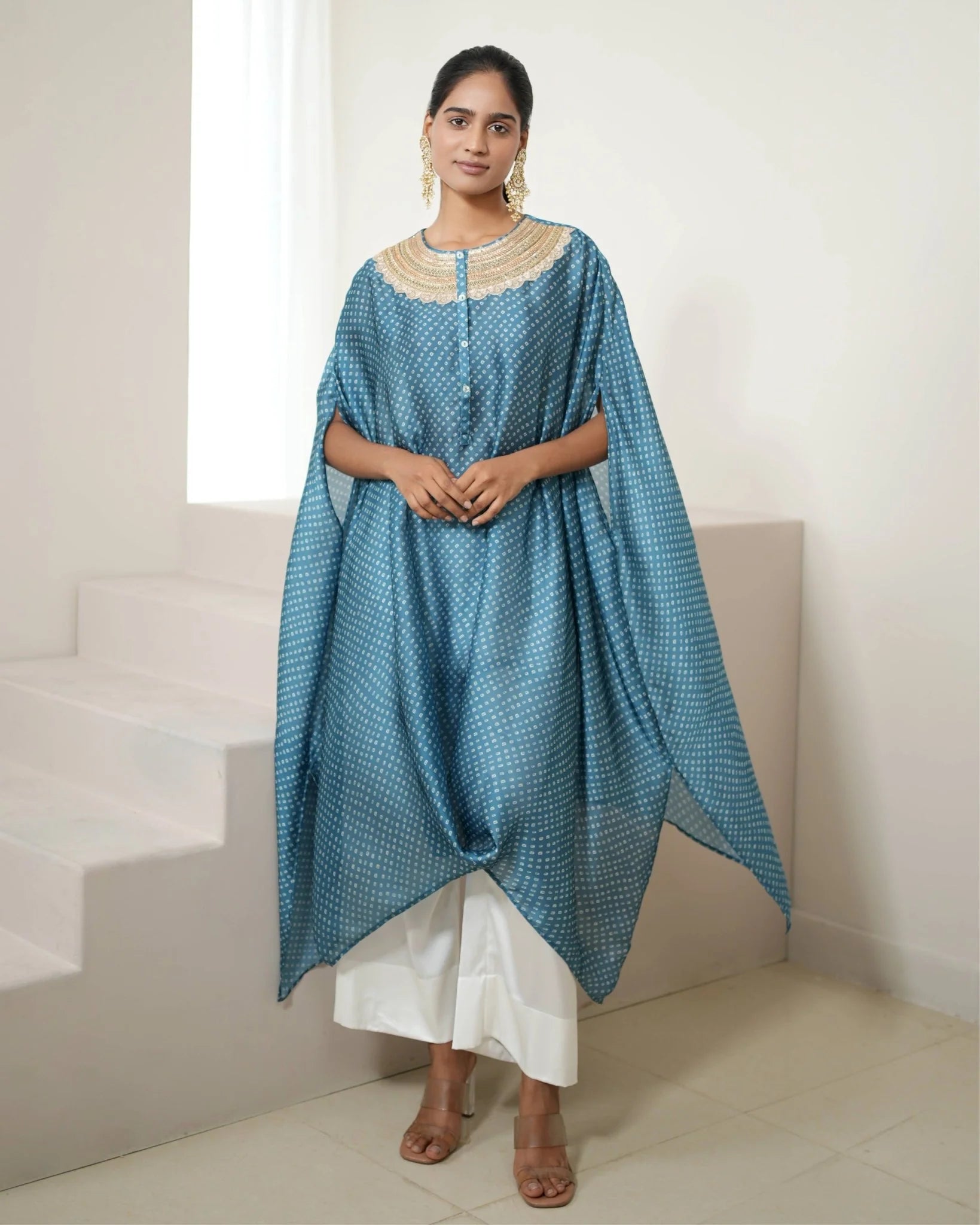 kurta-set-bandhej-teal-blue-ivory-gold-859108.webp