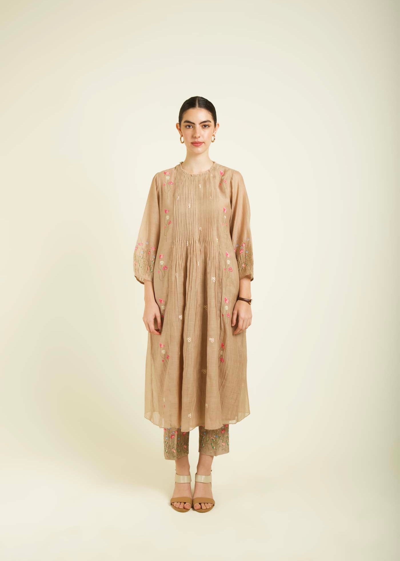 lookbookshoot-8812.jpg