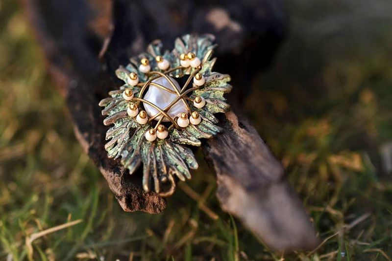 Suna Brooch