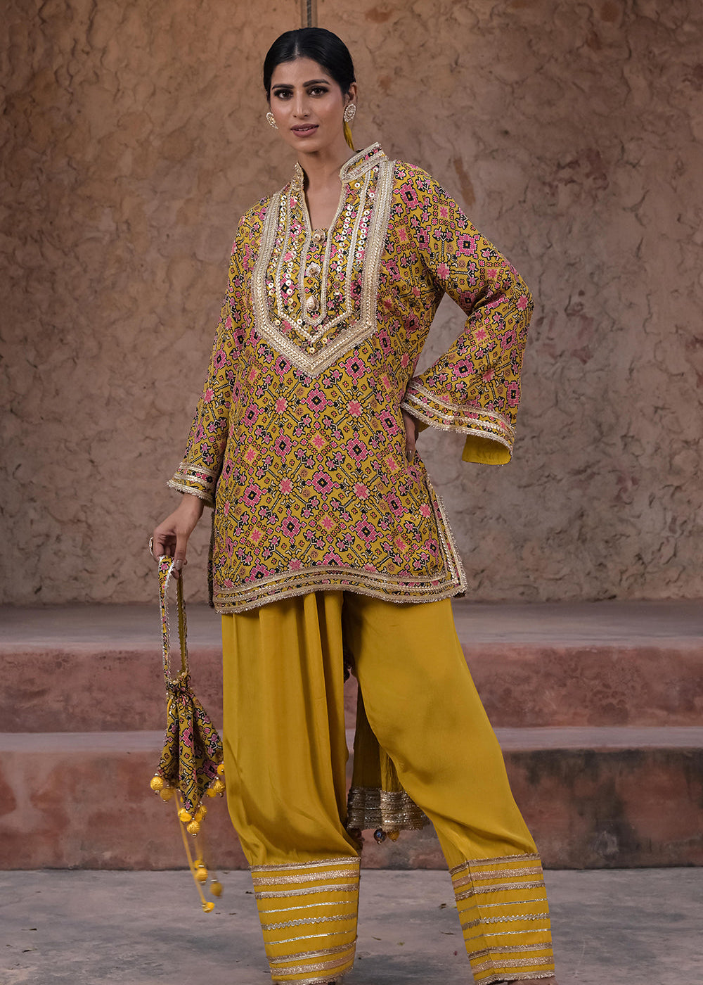 mehandi-green-crepe-kurti-set-trendy-indian-festive-outfit-2.jpg