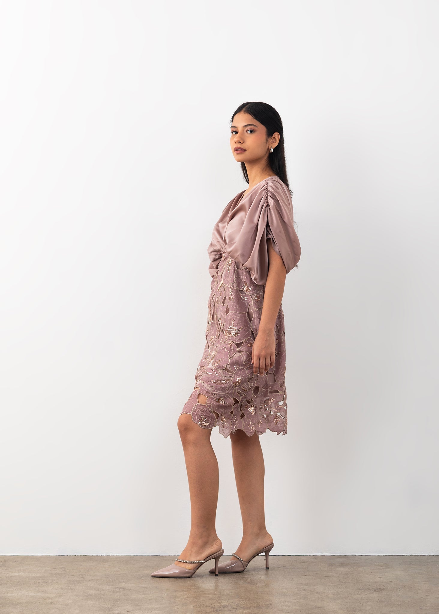 pink2_b4cefdad-fd28-470d-9e1b-08f35b8e0538.jpg