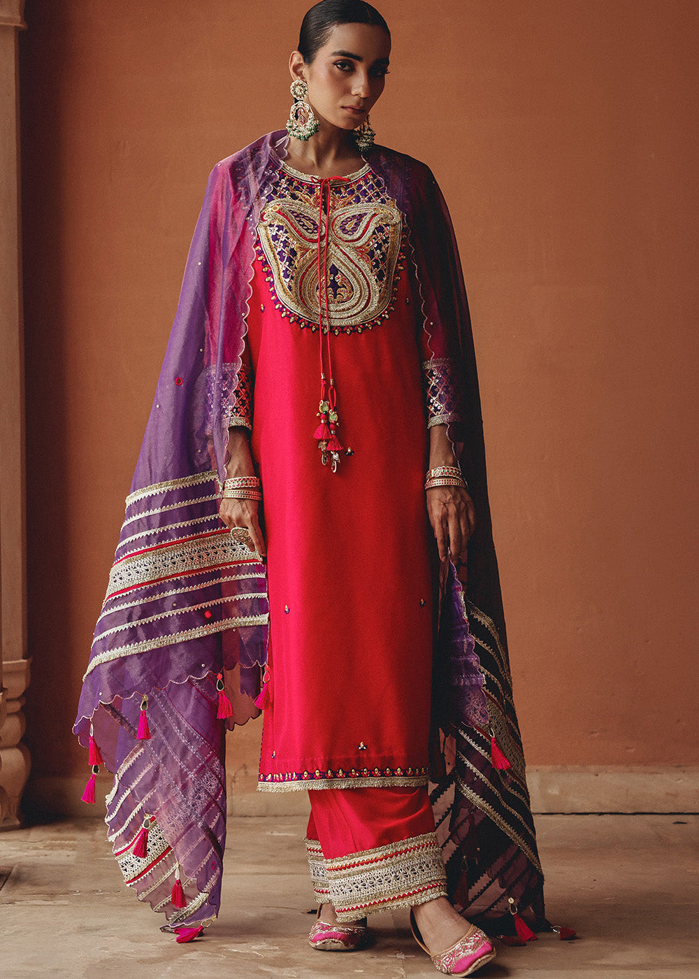 rani-noor-e-gulabi--set-2_4f20e7bc-c119-458e-b3e3-ad1935434fa1.jpg