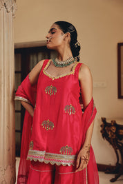 Rani Ranibahaar Glam Set