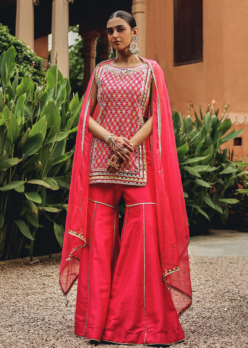 rani-sunehri-sargam-1_e46f397a-dff2-4379-972f-c07a98444509.jpg