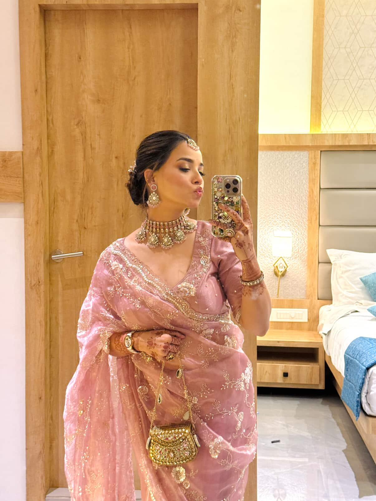 Mini Kundan Crystal Bag In Hints Of Pink