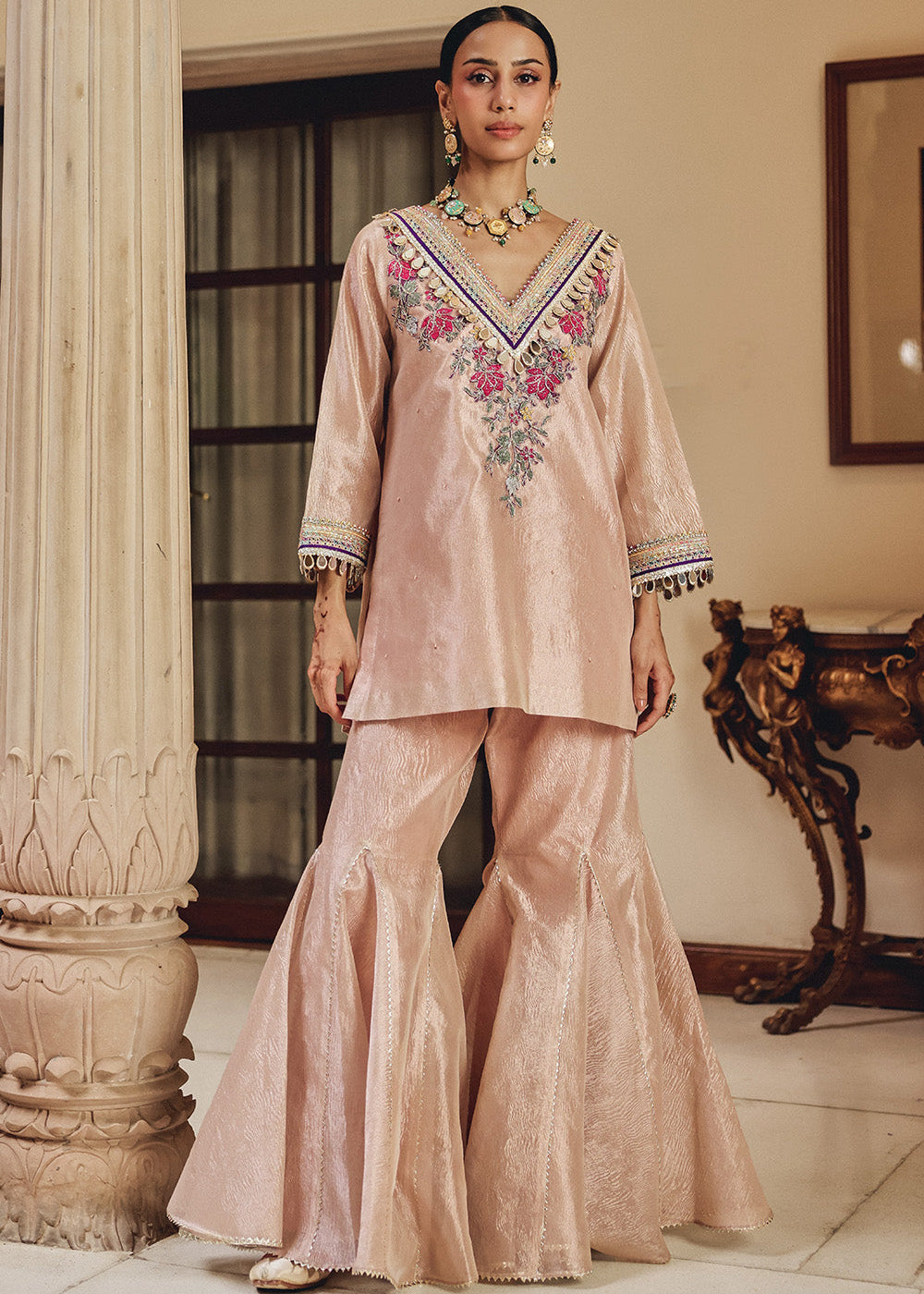 rose-gold-gulnaz-1.jpg
