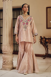Rose Gold Gulnaz