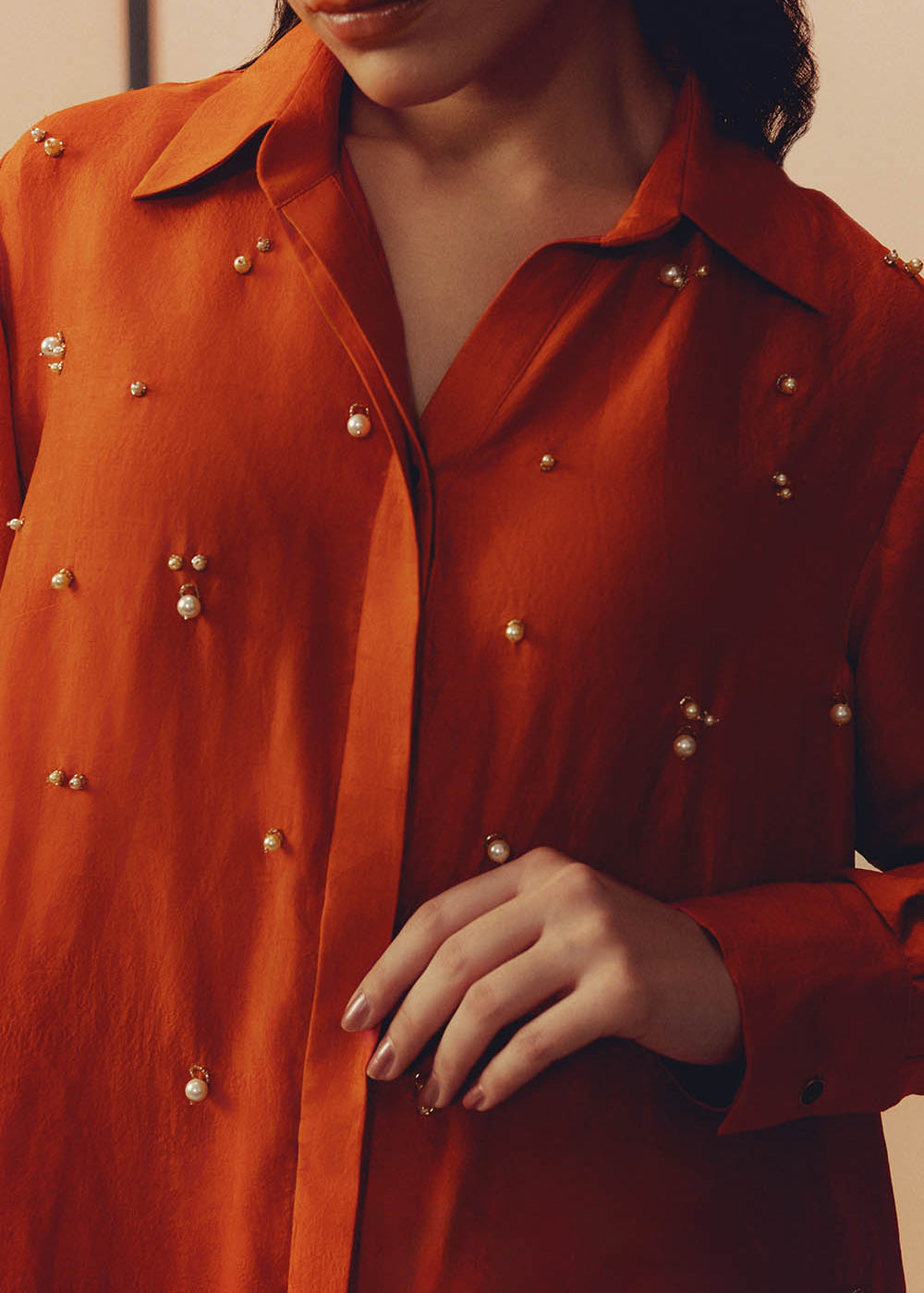 shirt-silk-easy-fit-beadwork_1.jpg