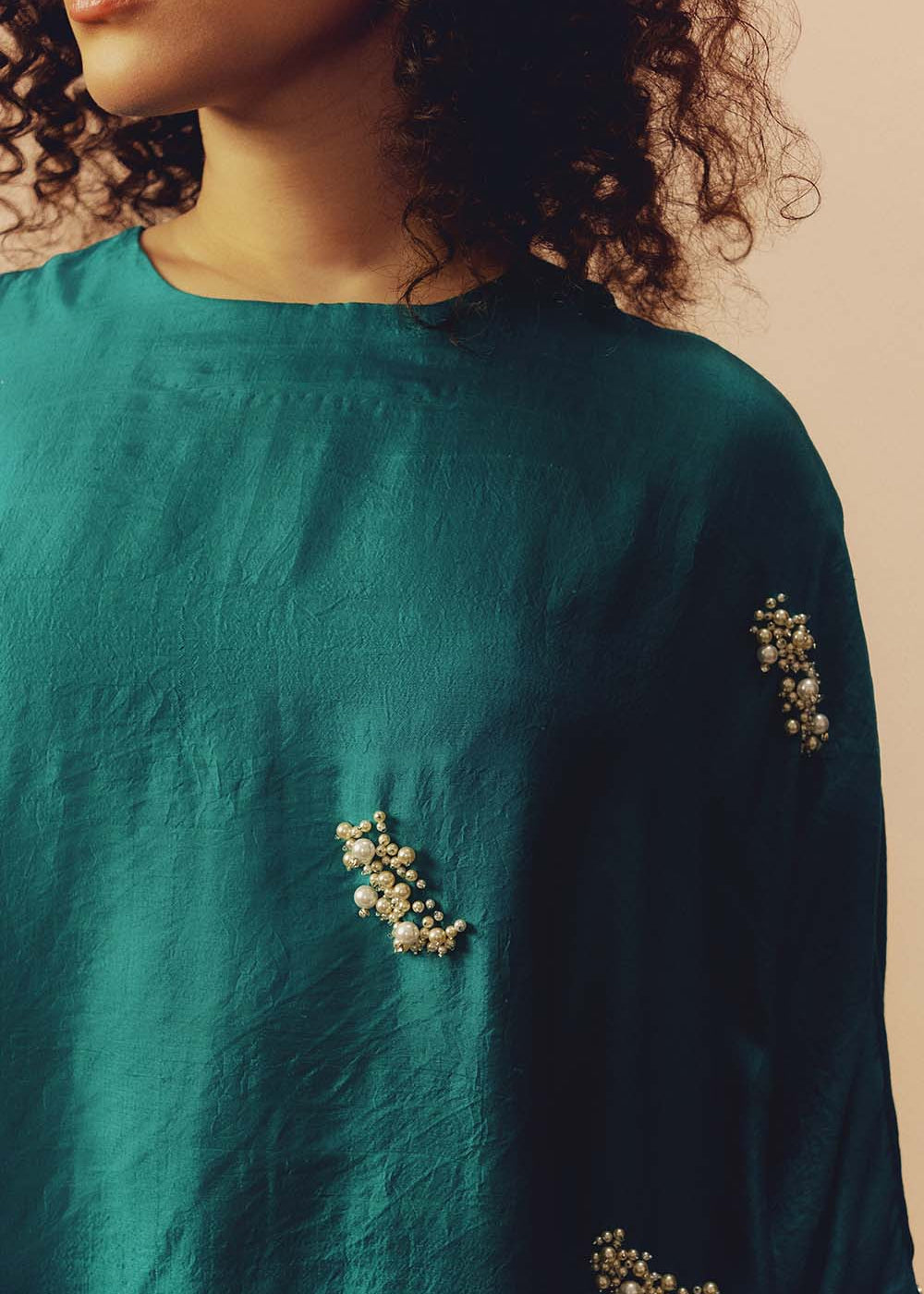 silk-tunic-set-embroidery-winter-lunch.jpg