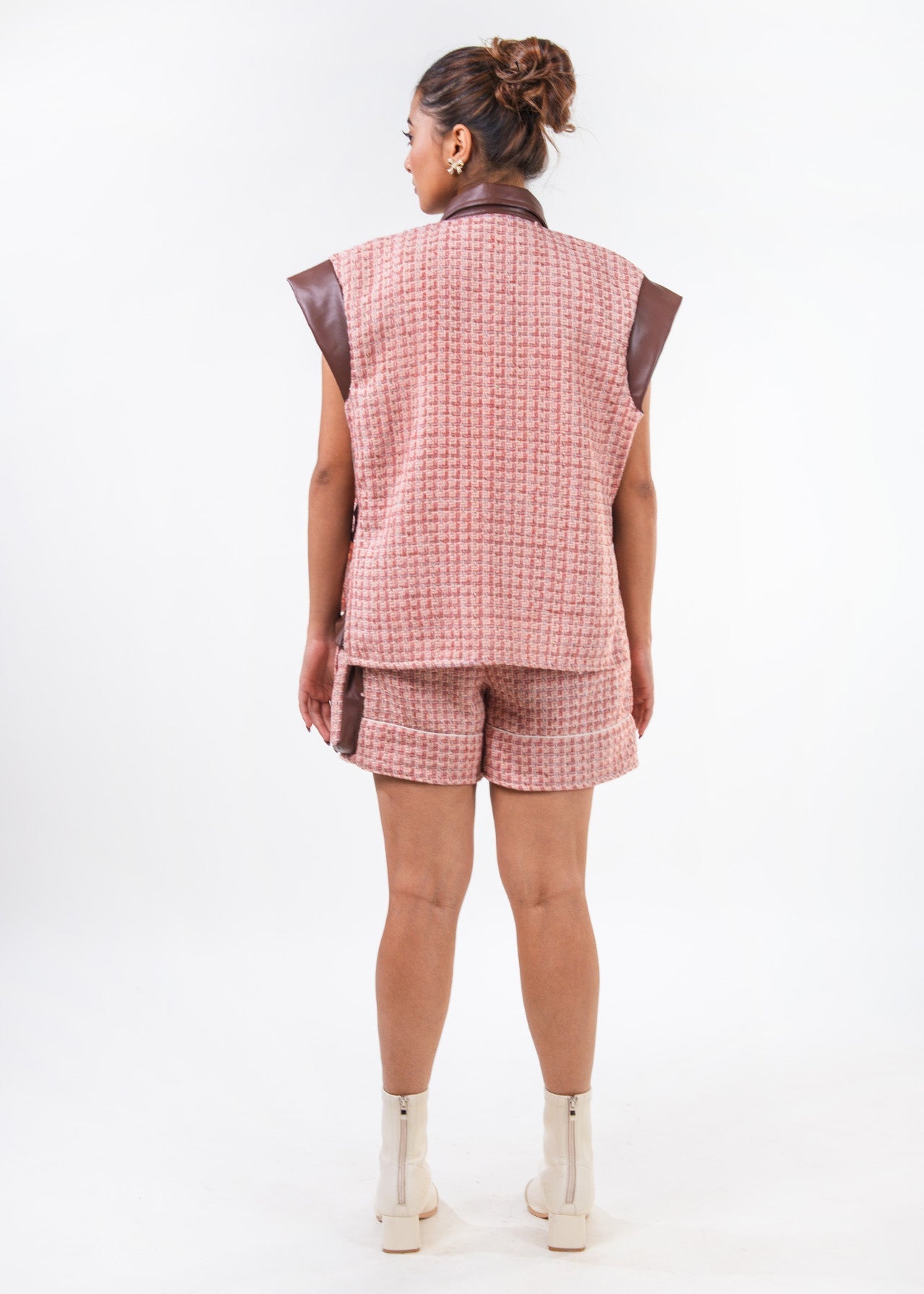 tweed_back.jpg