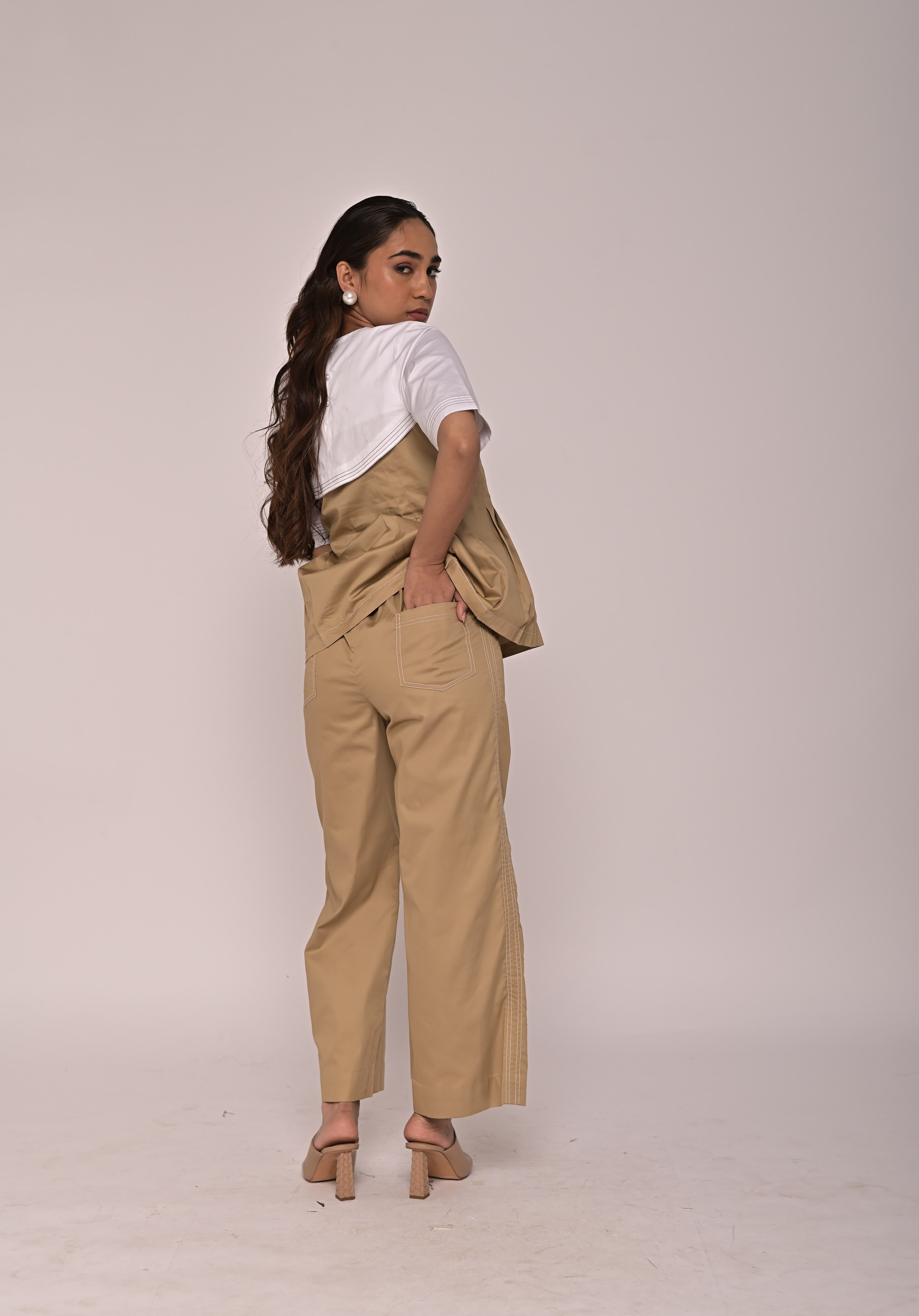 Two Tone Top With Back Pocket Pants