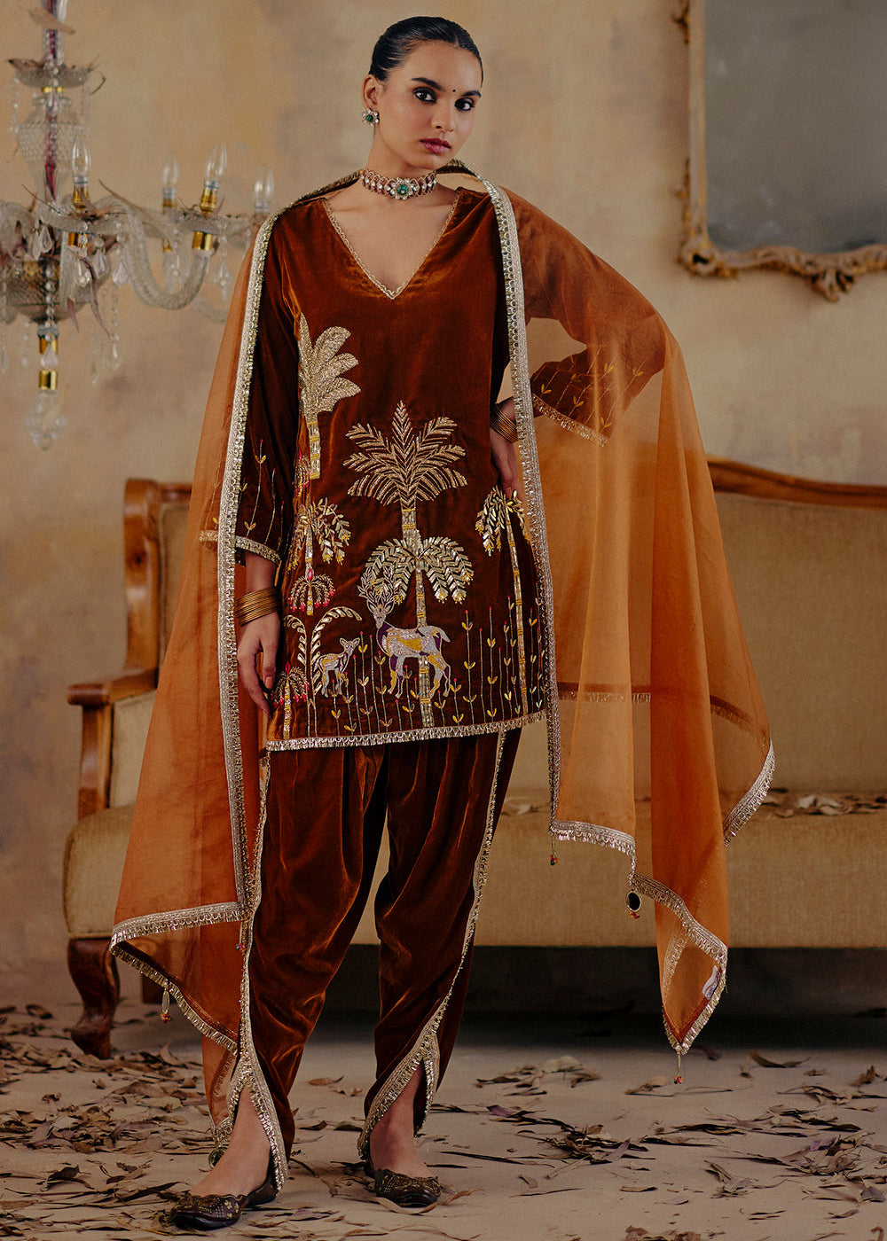 velvet-saaz-aj-mehfil-05-1_e4f258e1-1f06-401c-9299-52753d5f81f6.jpg