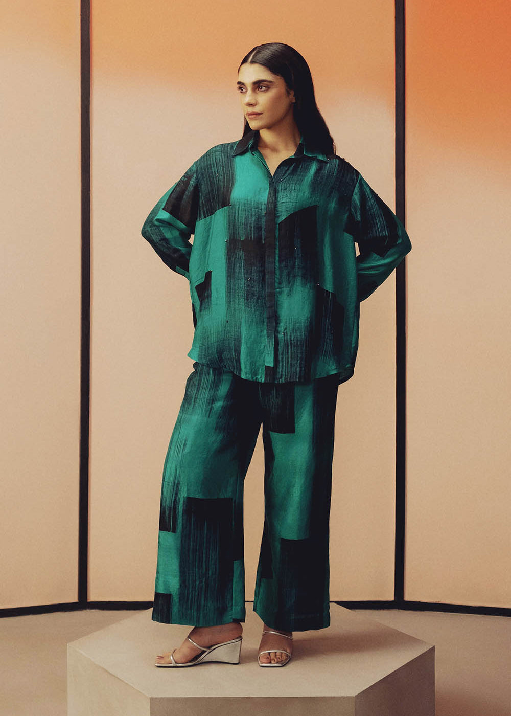 winter-teal-printed-set-teal-black-co-ord_8eb012a4-1420-45c2-b379-2eba28254677.jpg